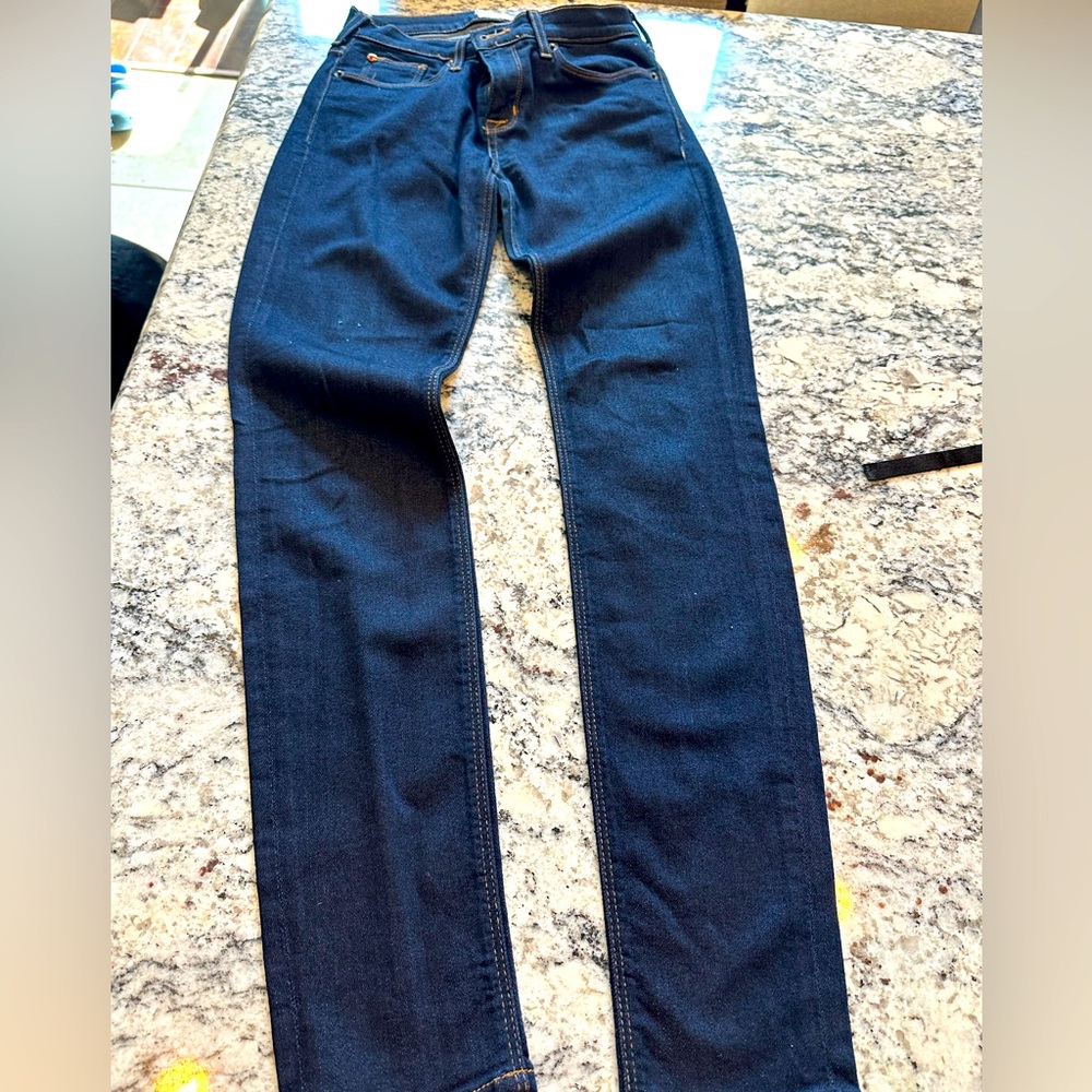 Women’s straight leg Hudson jeans size 26,